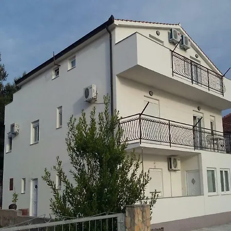 Lägenhet Island Trogir