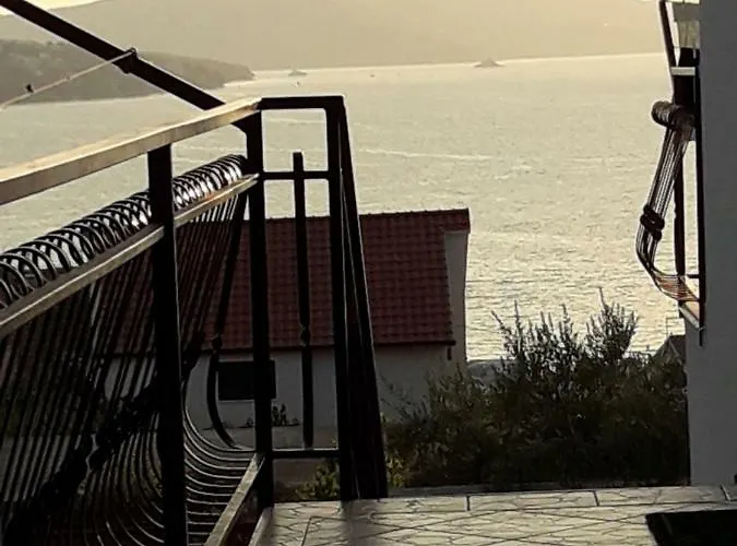 Island Appartement Trogir