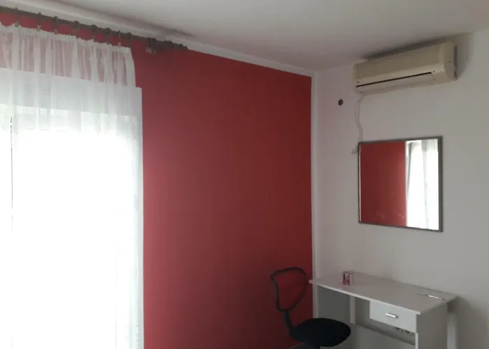 Island * 特罗吉尔